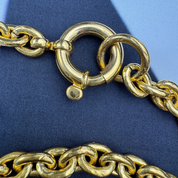 Chanel Vintage Gripoix Necklace 24K Gold Plated - Picture 4 of 6